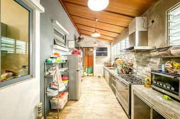 Bangi Lakehill Villas