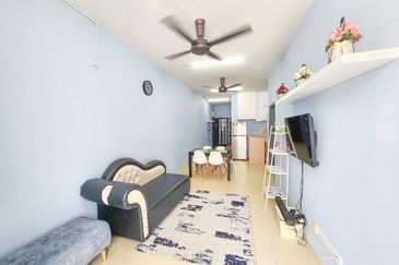 PR1MA Lakefront Homes