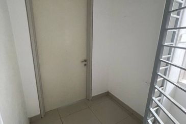 I Residence @ I City