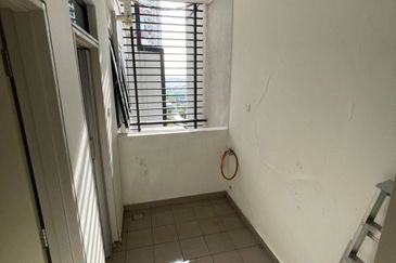 I Residence @ I City