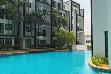 I Residence @ I City