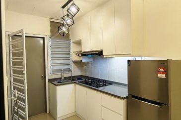 Renovated | Double Storey Terrace, Taman Ritma Perdana, Puncak Alam