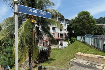 Flat PKNS AU3 (Blok 1 - 6)