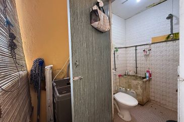 Flat PKNS AU3 (Blok 1 - 6)