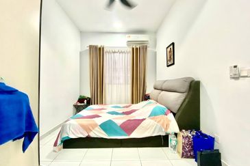 (FULLY FURNISHED + RENOVATED) RSKU Residensi Idaman Abadi Fasa 2@Persiaran Tropicana Height Kajang 2