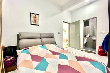 (FULLY FURNISHED + RENOVATED) RSKU Residensi Idaman Abadi Fasa 2@Persiaran Tropicana Height Kajang 2