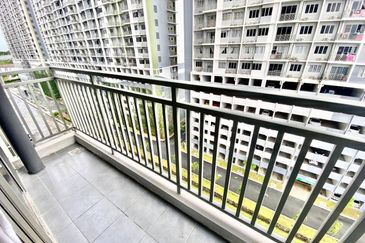 (FULLY FURNISHED + RENOVATED) RSKU Residensi Idaman Abadi Fasa 2@Persiaran Tropicana Height Kajang 2