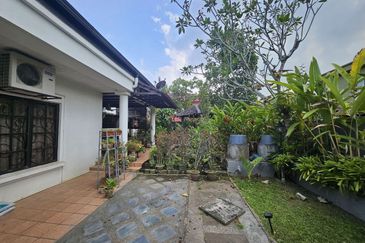 Seksyen 8, Kota Damansara