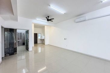 Verna Lake Villas @ Serene Heights