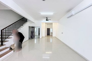 Verna Lake Villas @ Serene Heights