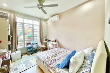 Penaga @ Taman Raintree