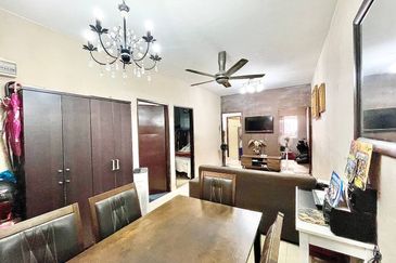 Flat Desa Mentari 3, Taman Medan Baru, Petaling Jaya