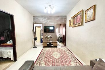 Flat Desa Mentari 3, Taman Medan Baru, Petaling Jaya