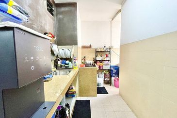 Flat Desa Mentari 3, Taman Medan Baru, Petaling Jaya