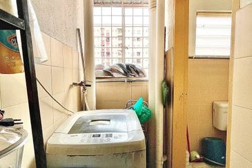 Flat Desa Mentari 3, Taman Medan Baru, Petaling Jaya