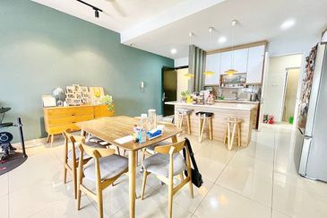 16 Squartz Sky Villa Taman Melawati, KL