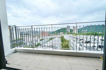 16 Squartz Sky Villa Taman Melawati, KL