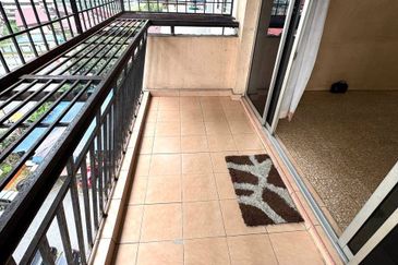 Flat PKNS, Kampung Kerinchi