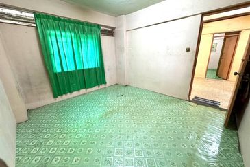 Flat PKNS, Kampung Kerinchi