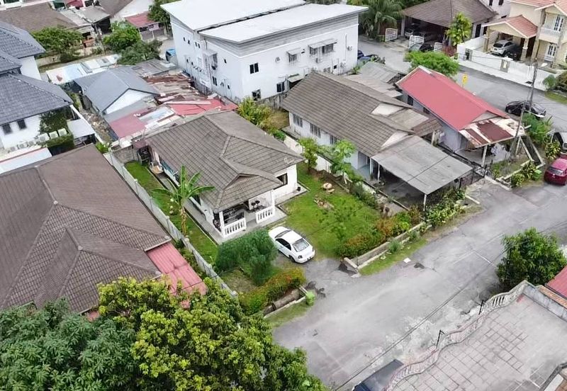 Single storey bungalow Batu Muda Gombak Kuala Lumpur.