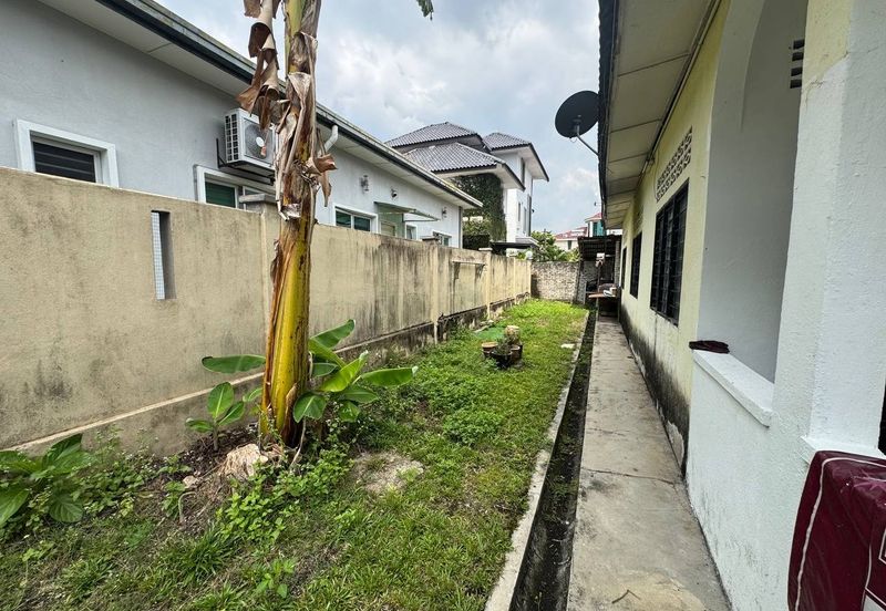 Single storey bungalow Batu Muda Gombak Kuala Lumpur.