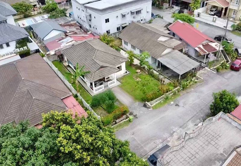 Single storey bungalow Batu Muda Gombak Kuala Lumpur.