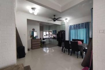 Double Storey Terrace  Corner lot Dahlia Residence Antara Gapi Serendah Selangor