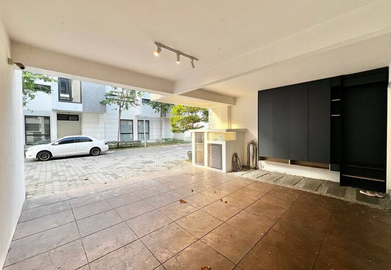 Mozart, Symphony Hills