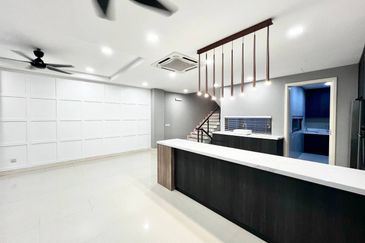 Mozart, Symphony Hills