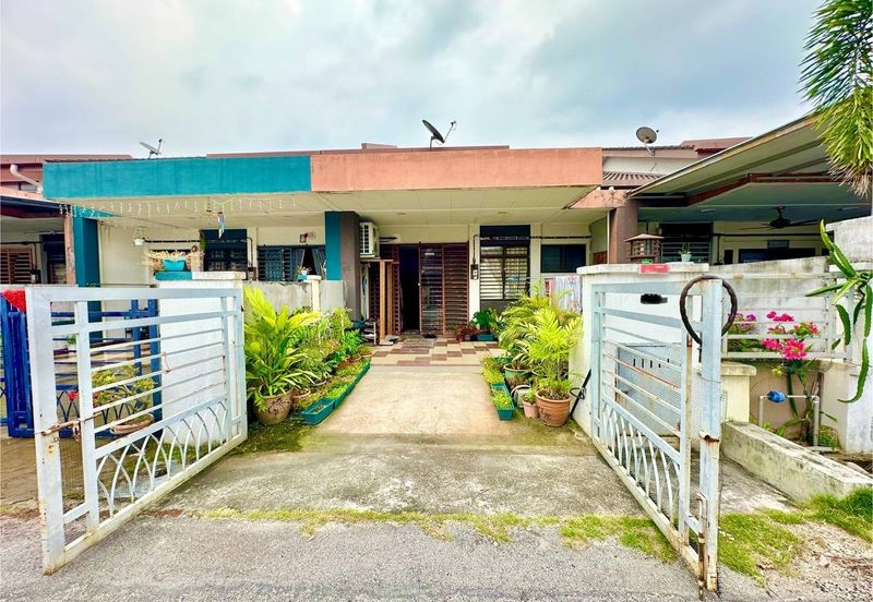 1 Storey Terrace Kristal 2 Bandar Putera 2 Klang