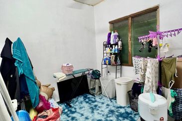 Jalan Semarak, Bukit Beruntung