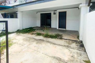 Jalan SP 7 @ Bandar Saujana Putra