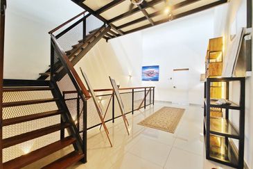 Crescent Park Townvilla