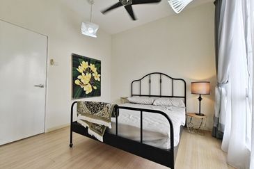 Crescent Park Townvilla