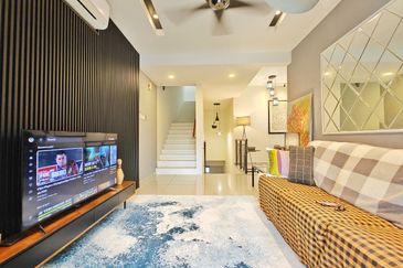 Crescent Park Townvilla