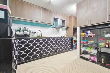 Flat Pandan Jaya Blok L13