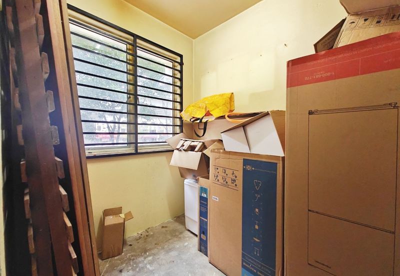 Flat Pandan Jaya Blok L13