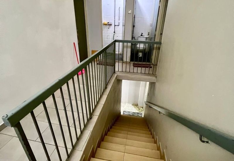 (FACING SURAU) DOUBLE STOREY AU2A KERAMAT 