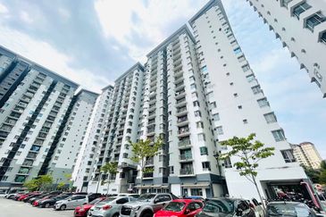 Residensi Laguna Biru 2