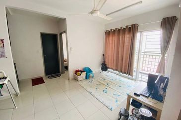 Residensi Laguna Biru 2