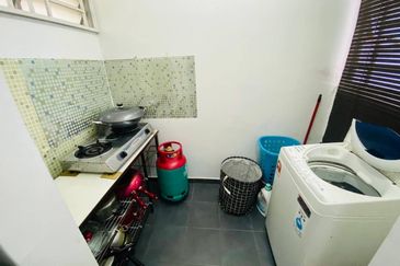 Residensi Laguna Biru 2