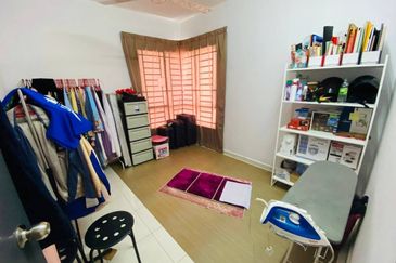 Residensi Laguna Biru 2