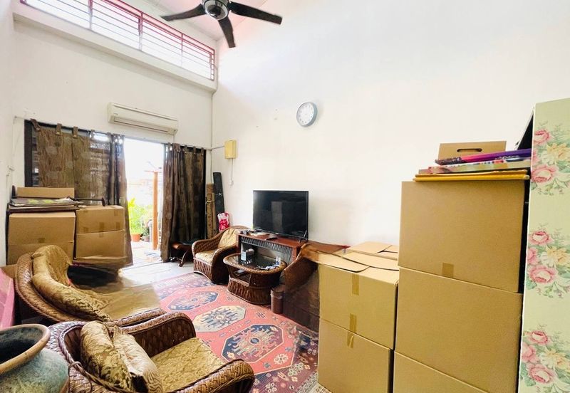 SINGLE STOREY TERRACE INTERMEDIATE HOUSE KRISTAL 2 BANDAR PUTERA 2 KLANG