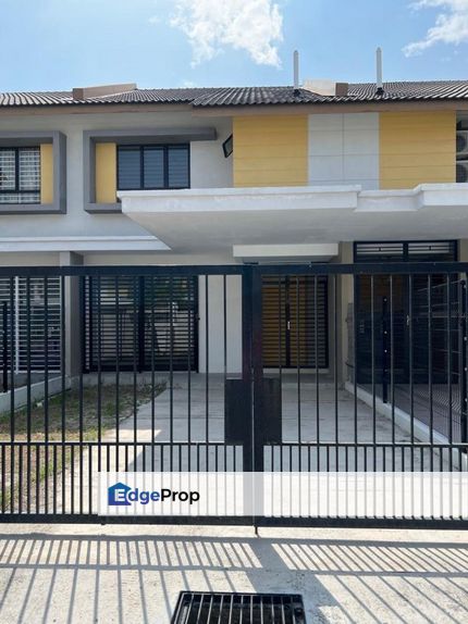 Freehold Booking RM1000 Teres 2 Tingkat Bandar Mahkota Banting, Selangor, Banting