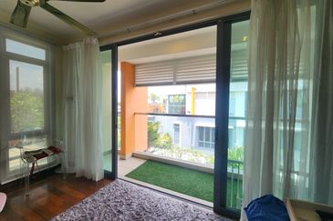 Bangi Lakehill Villas