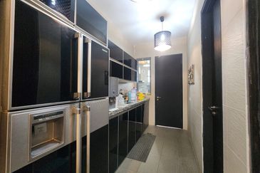 Bangi Lakehill Villas