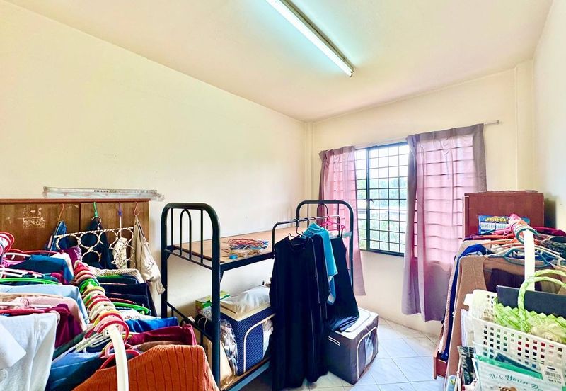 Pangsapuri Putra Impian, Taman Pinggiran Putra