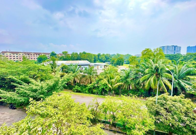 Pangsapuri Putra Impian, Taman Pinggiran Putra