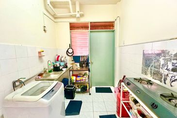 Pangsapuri Putra Impian, Taman Pinggiran Putra