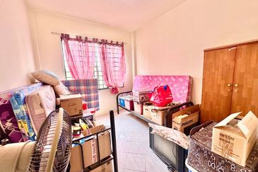 Pangsapuri Putra Impian, Taman Pinggiran Putra